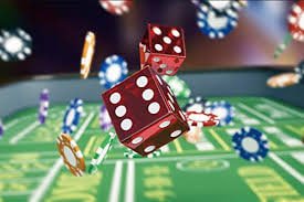 Mega Sevens betting interface with main and side-bet options displayed on bromototo